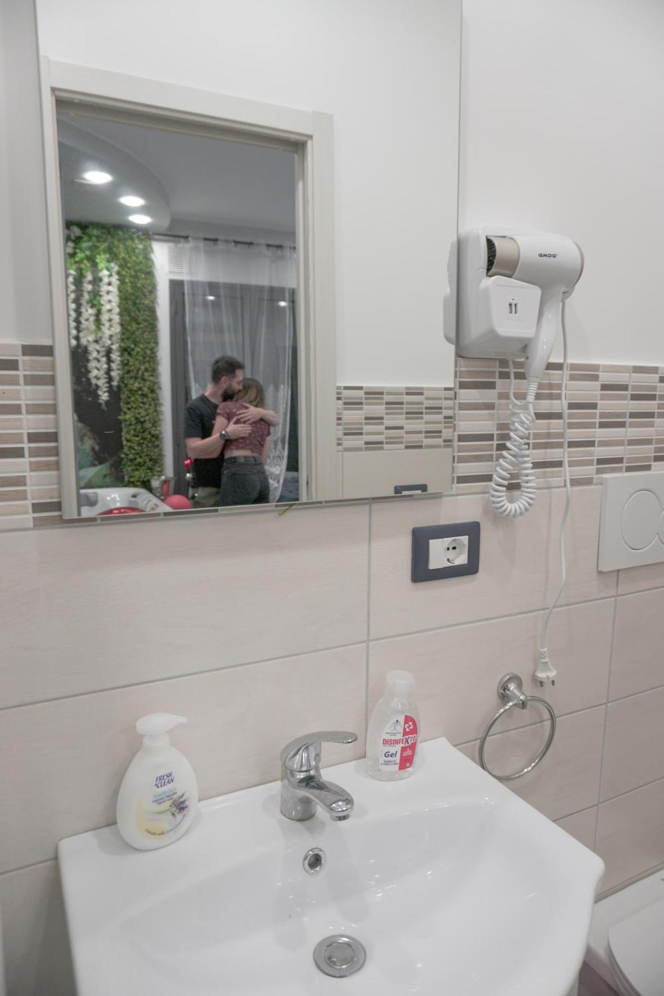 B&B Porta Garibaldi Catania Bagian luar foto