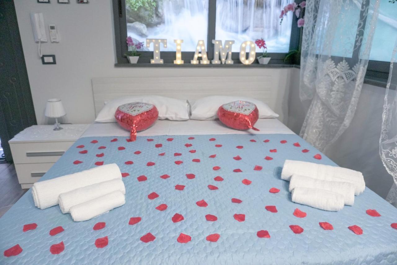 B&B Porta Garibaldi Catania Bagian luar foto